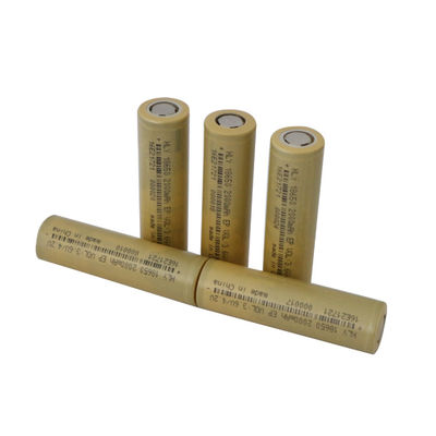 Batteria dei cicli 2000mah 18650 del litio 500 di tasso alto 3,6 V per gli strumenti elettrici