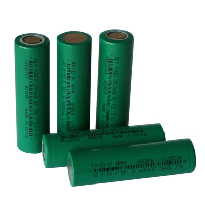 Litio ricaricabile Ion Bright Light Torch Battery 18650 3.6V 2500mAh